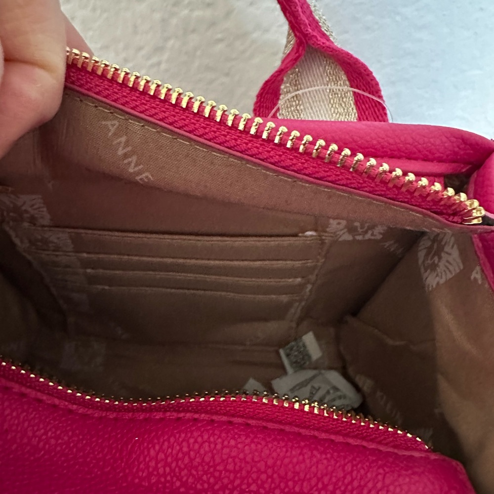 Anne Klein Hibiscus Crossbody Mini Tote with Cream/Gold Accents - Picture 4 of 7